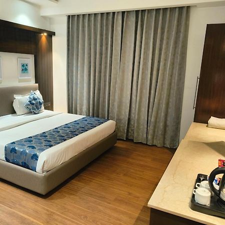 Hotel The Pearl - Newly Renovated In 2024 Nuova Delhi Esterno foto