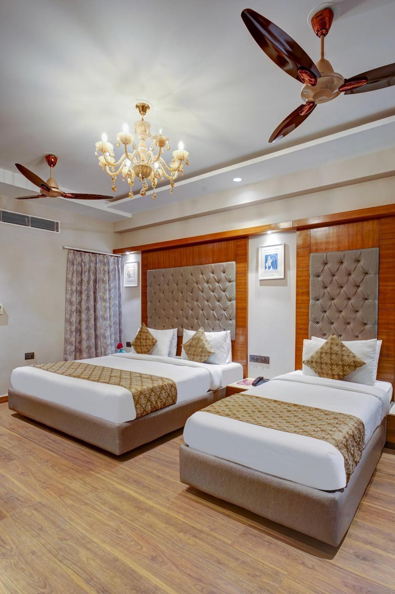 Hotel The Pearl - Newly Renovated In 2024 Nuova Delhi Esterno foto