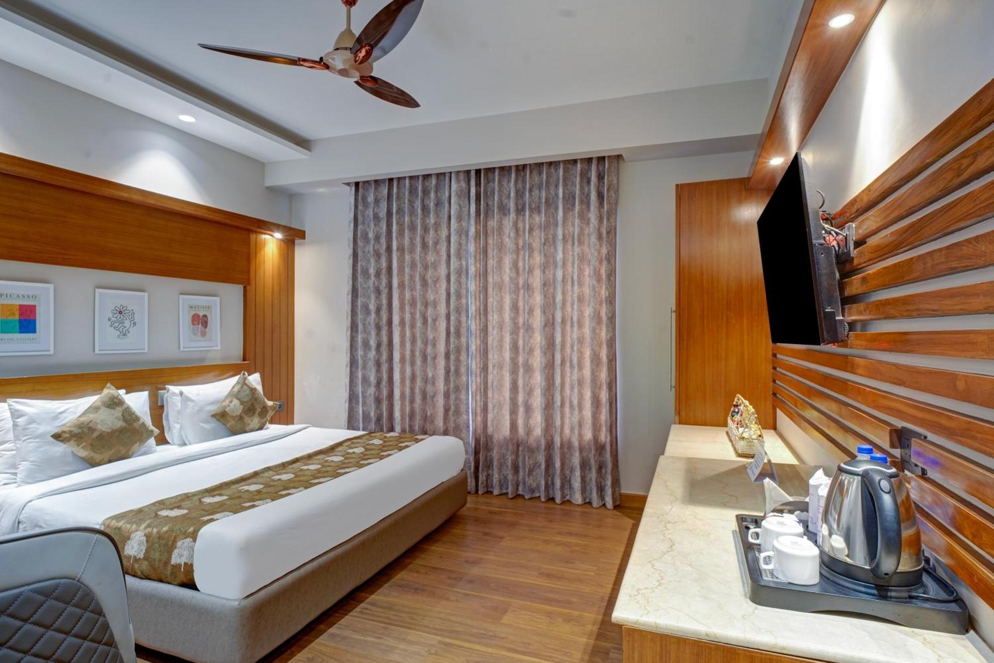 Hotel The Pearl - Newly Renovated In 2024 Nuova Delhi Esterno foto